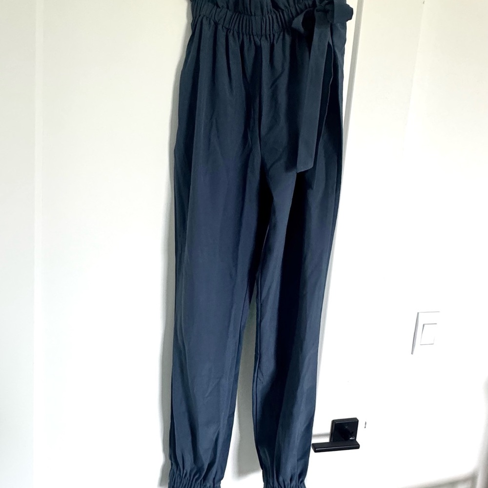 Stylish Navy Paperbag Waist Pants